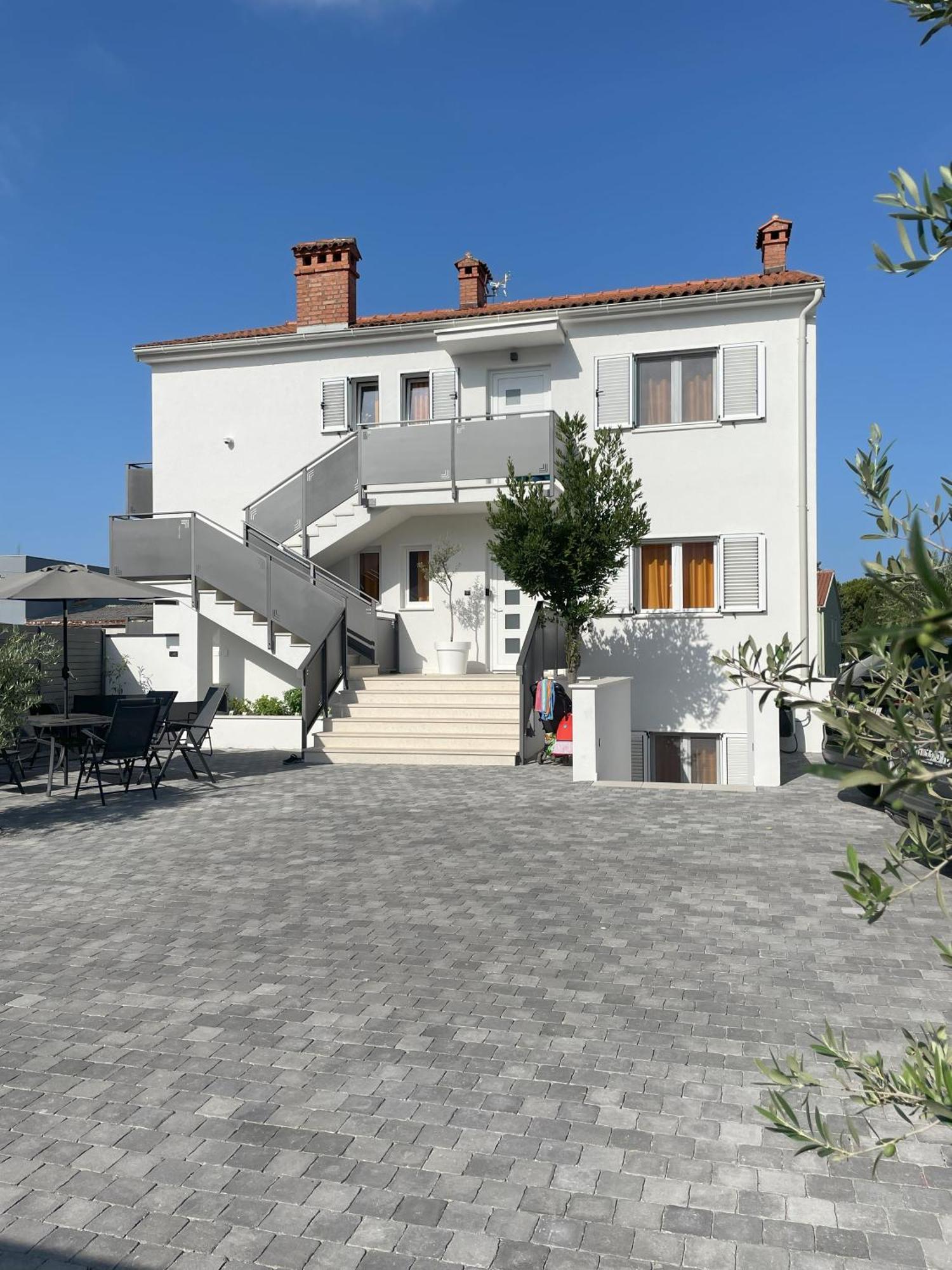 Valkane Beach Apartments Pula Luaran gambar