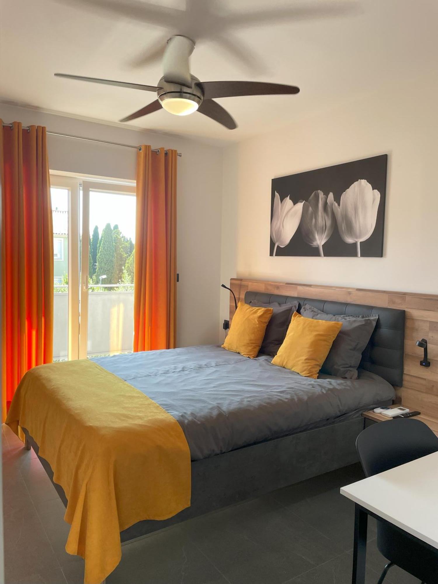 Valkane Beach Apartments Pula Luaran gambar