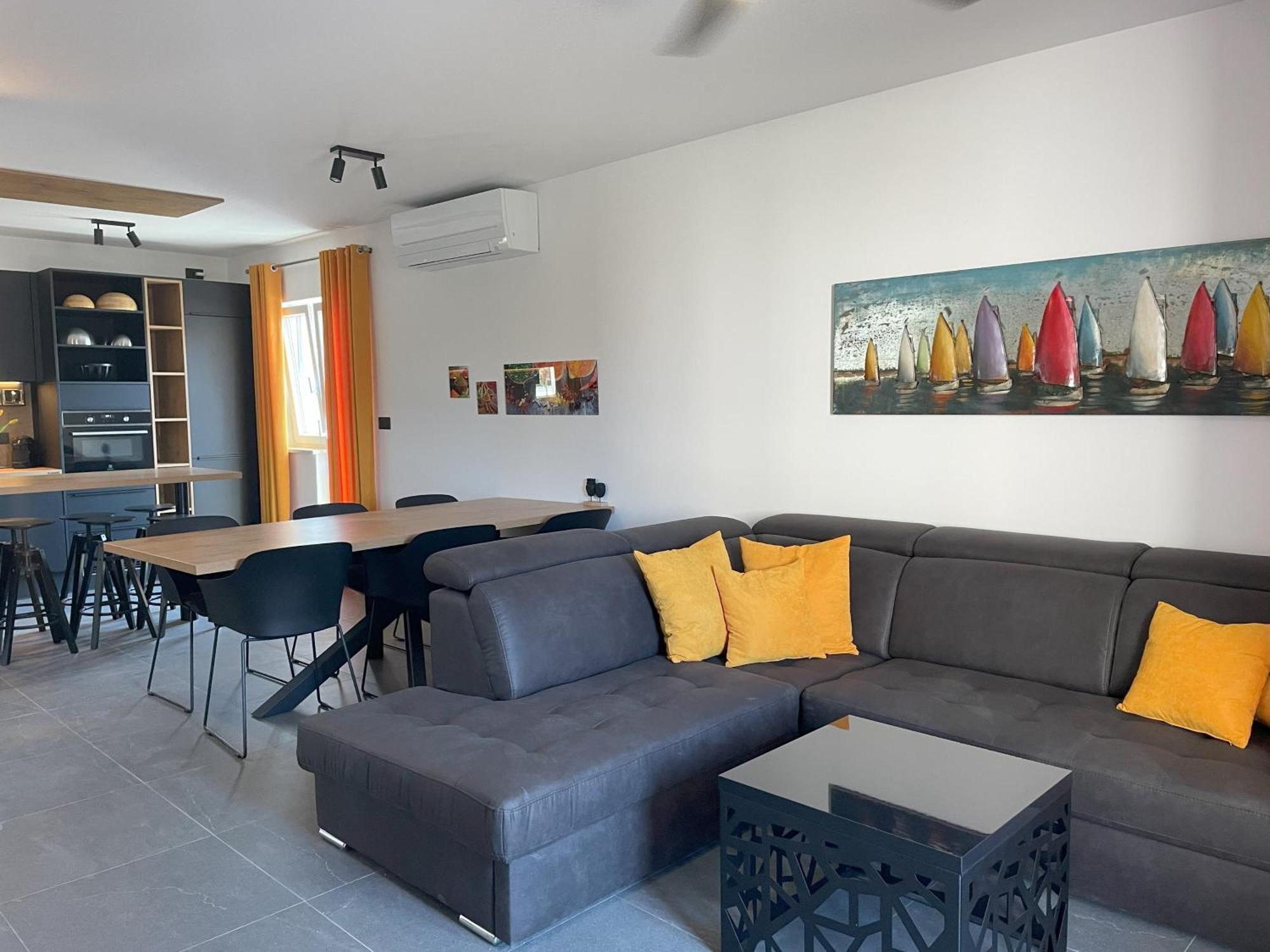 Valkane Beach Apartments Pula Luaran gambar