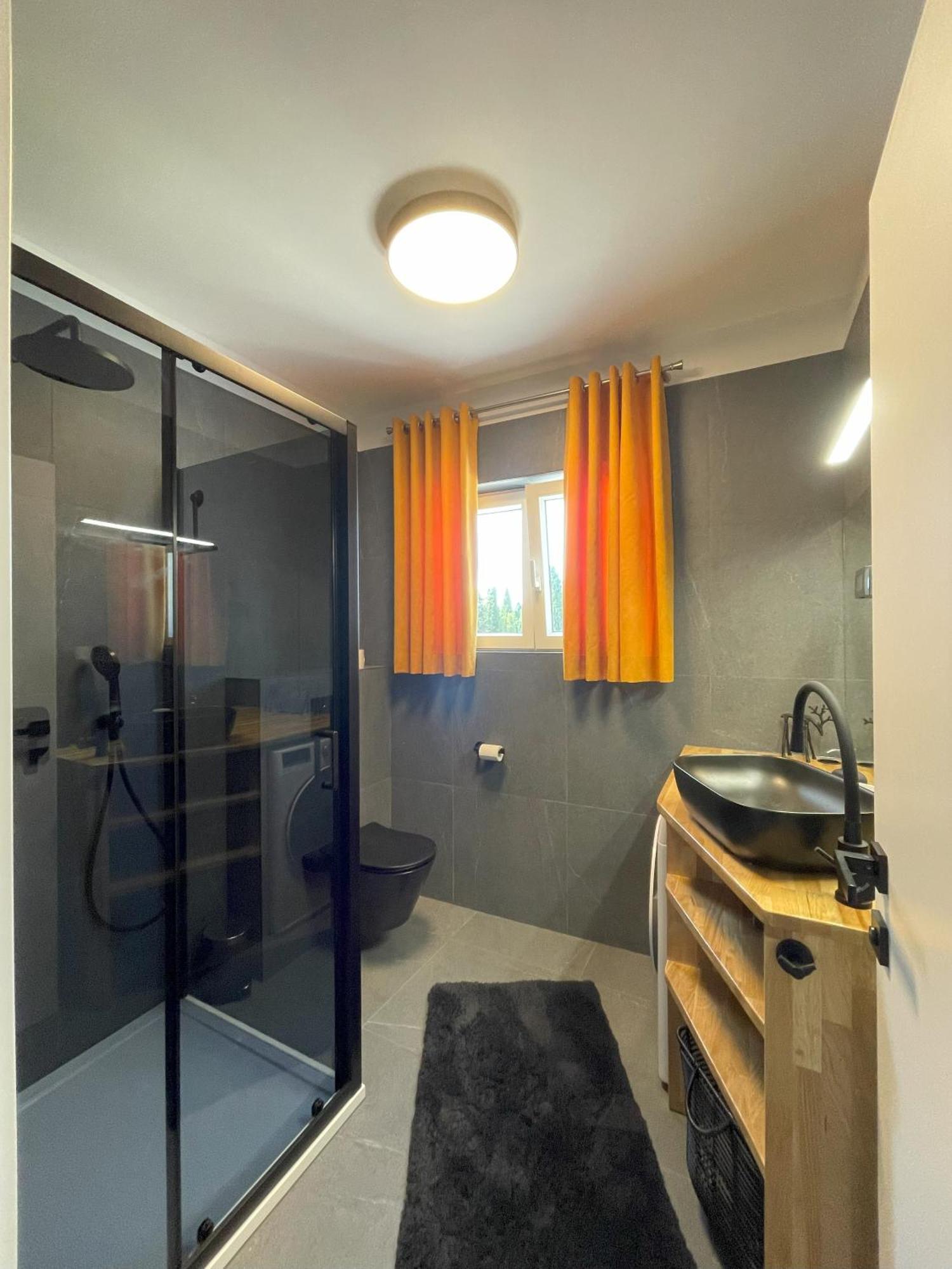 Valkane Beach Apartments Pula Luaran gambar