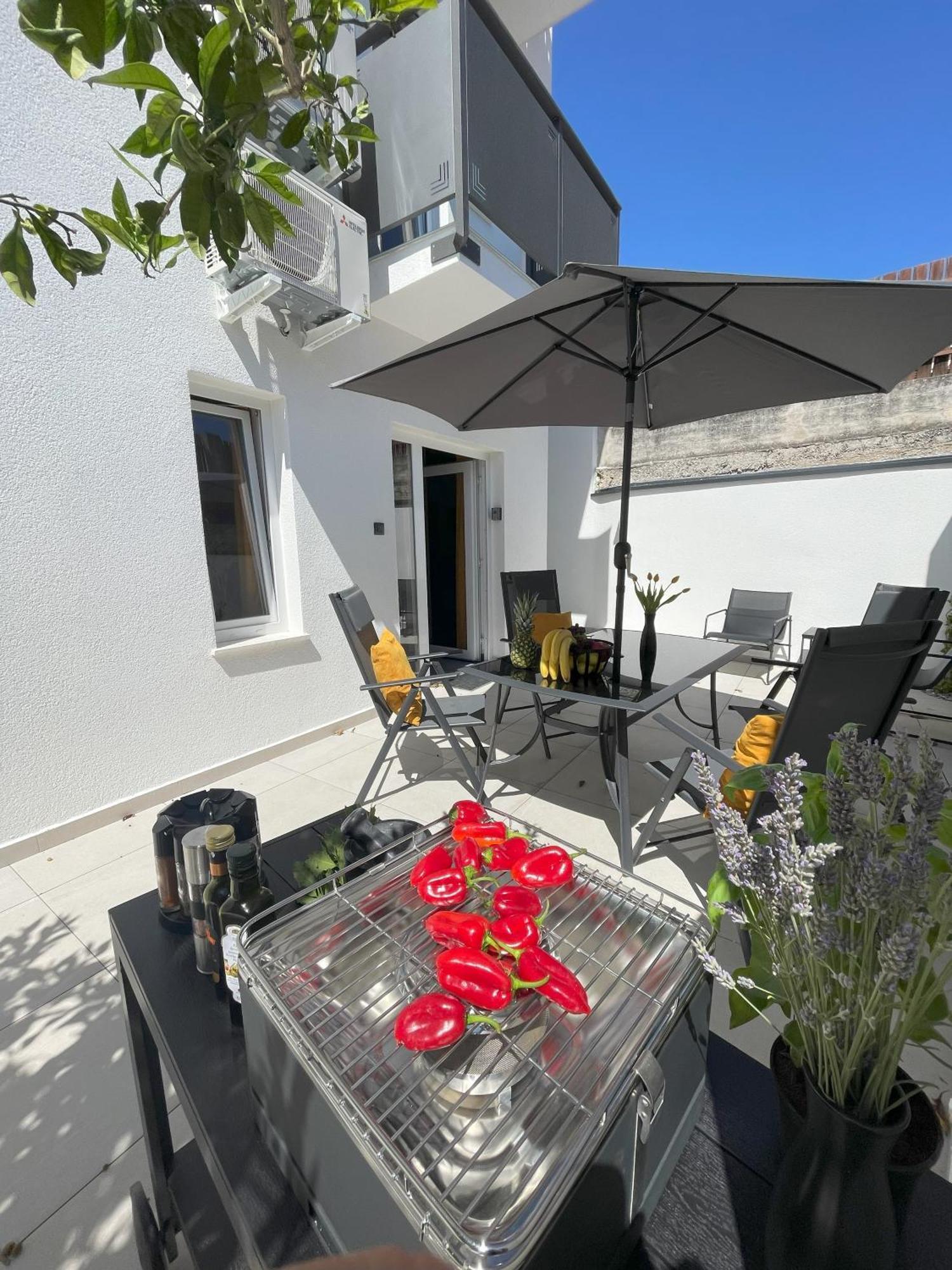 Valkane Beach Apartments Pula Luaran gambar