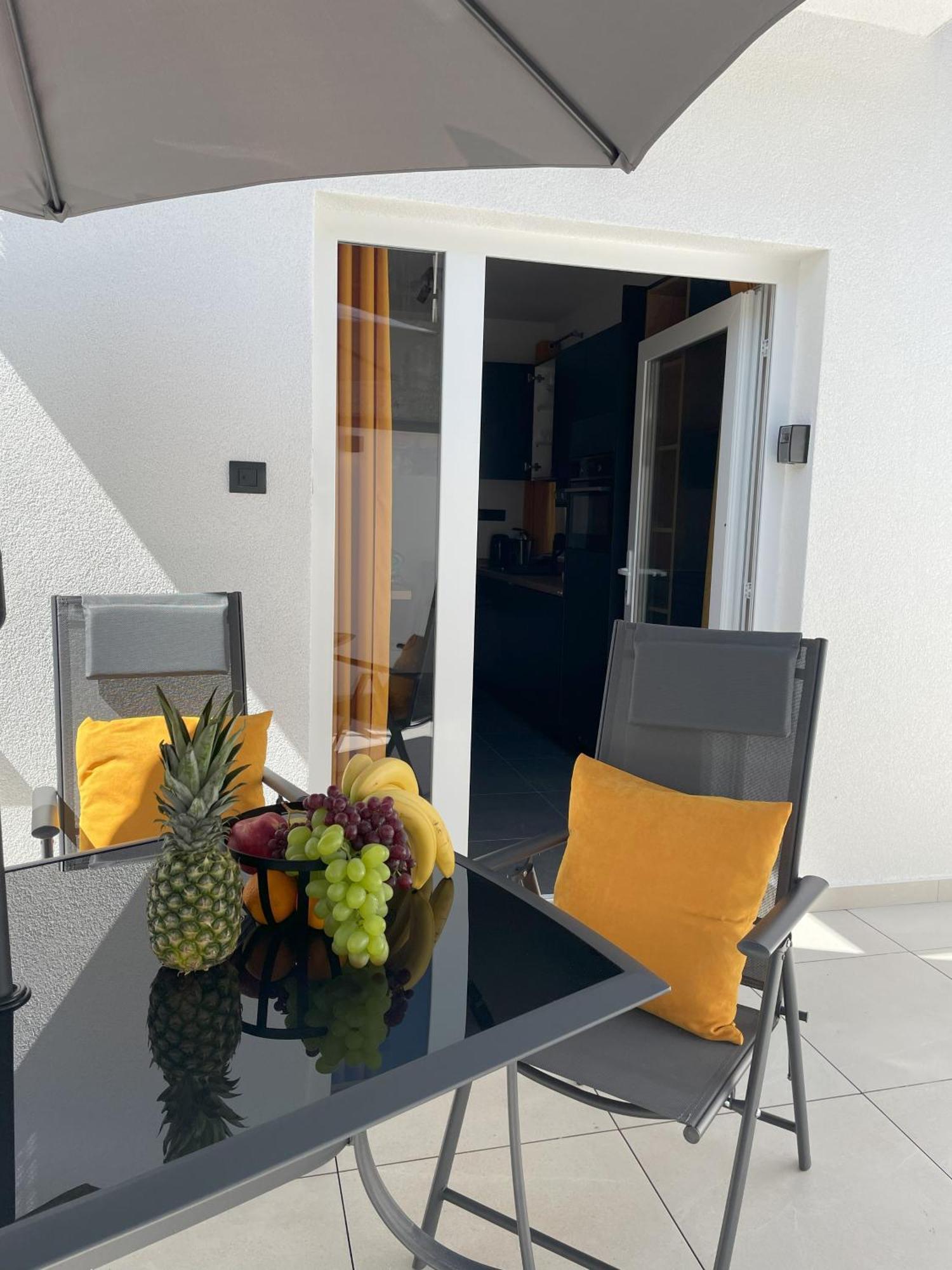 Valkane Beach Apartments Pula Luaran gambar